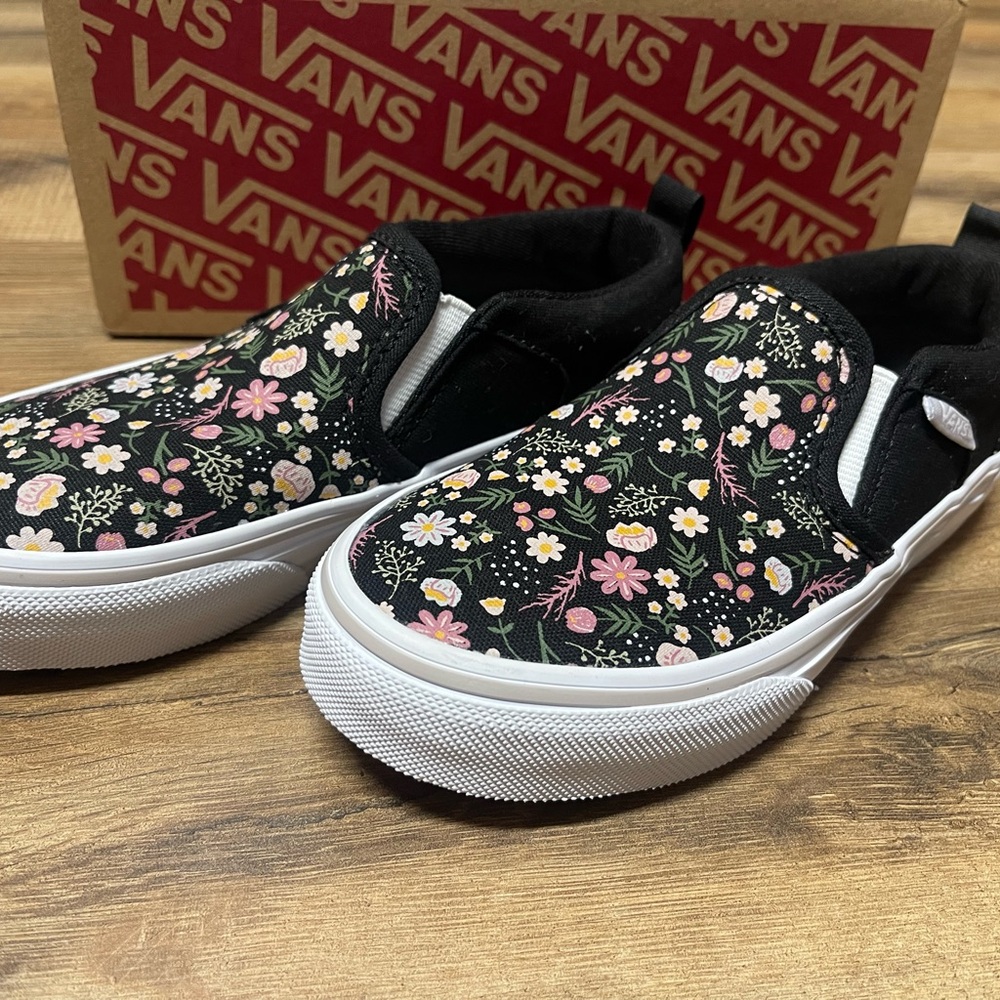 New! VANS Kids Black Floral Slip-On Sneakers